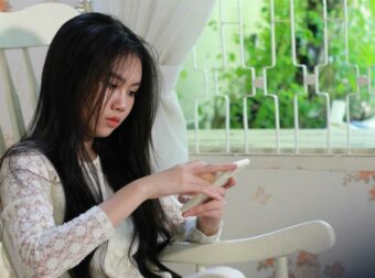 «Είσαι Νεκρός;»: Η viral κινεζική εφαρμογή που προειδοποιεί αν πεθάνεις μόνος στο σπίτι