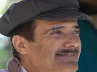 Ο Γεράσιμος Γεννατάς σε μπλόκο αγροτών: «Βλέπουμε μόνο τρακτέρ, ούτε αυτοκίνητα πολυτελείας, ούτε Ferrari»