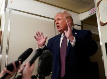 Τραμπ: «Η άμυνα της Γροιλανδίας βασίζεται σε δύο έλκηθρα με σκύλους» – «Θα την καταλάβουμε»