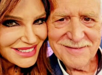 Γιώργος Παπαδάκης: Με λυγμούς η Βίκυ Χατζηβασιλείου στον «αέρα» της ΕΡΤ – «Ήμασταν πολύ δεμένοι»