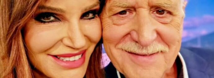 Γιώργος Παπαδάκης: Με λυγμούς η Βίκυ Χατζηβασιλείου στον «αέρα» της ΕΡΤ – «Ήμασταν πολύ δεμένοι»