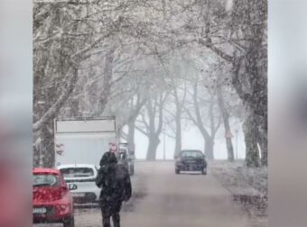 Η κακοκαιρία χτυπά την Ελλάδα: Χιονισμένα τοπία – Καταστροφές και πλημμύρες για χιλιάδες στρέμματα – Πού θα είναι κλειστά τα σχολεία (video)