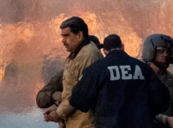 Ο Νικολάς Μαδούρο δηλώνει «αθώος, αιχμάλωτος πολέμου και πρόεδρος της Βενεζουέλας» – Όλα όσα έγιναν στο δικαστήριο της Νέας Υόρκης