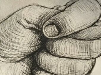 Η κρυφή ιστορία πίσω από αυτή την απλή χειρονομία