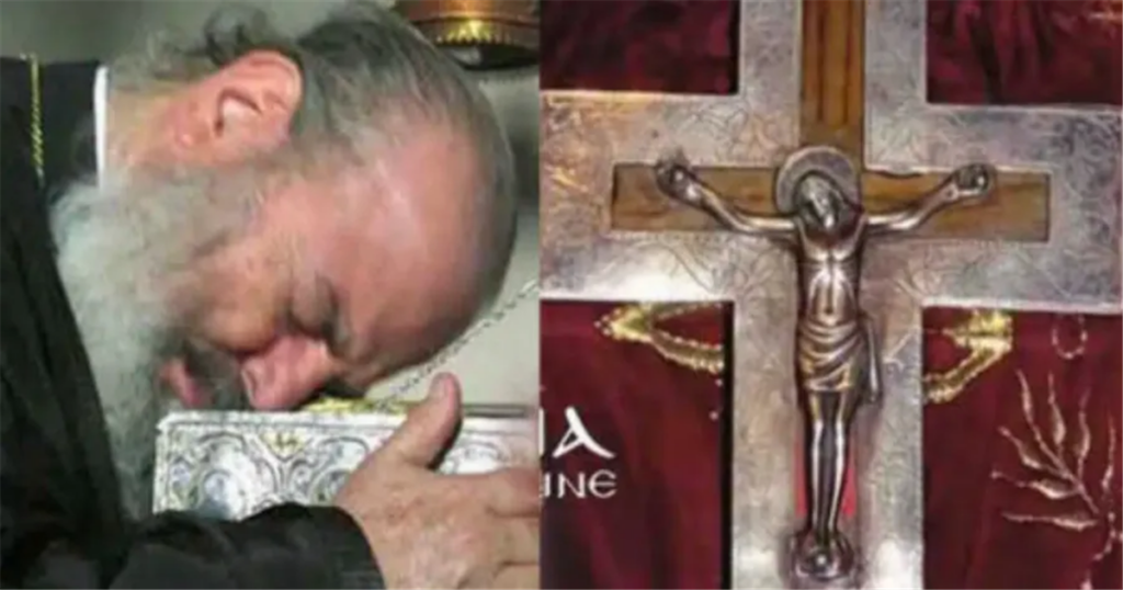 Όταν ο Αρχιεπίσκοπος Χριστόδουλος έπιασε τον Τίμιο Σταυρό και ευωδίαζε – Μαρτυρία στην Εκκλησία του Λυκαβηττού