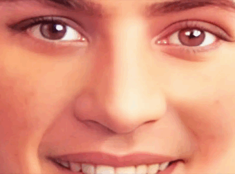 Πέθανε ξεχασμένη στο σπίτι της στους Αγίους Αναργύρους η μεγάλη γυναικεία φωνή