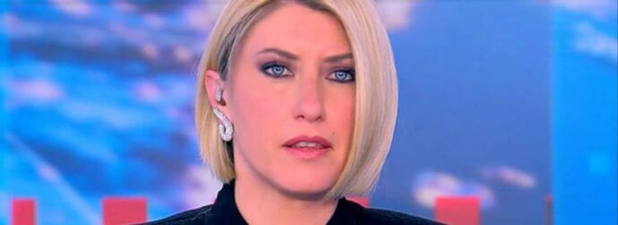 Έγραψε 9 λέξεις και τα είπε… όλα: Τα πρώτα λόγια της Σίας Κοσιώνη μέσα από το Νοσοκομείο, μετά την σοβαρή περιπέτεια υγείας της