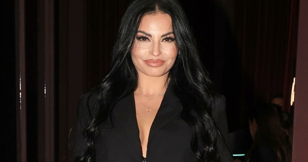 Αλεξανδράκη για J2US: «Μόνο οι άνθρωποι που κάνουν καθαριότητα δεν με πήραν τηλέφωνο, αν μου έδιναν τα χρήματα…»