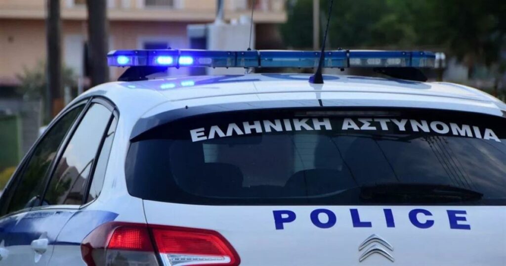 Μαρούσι: 26χρονη μεθυσμένη οδηγός έπεσε πάνω σε σταθμευμένο αυτοκίνητο και προκάλεσε ζημιές σ’ άλλα τέσσερα