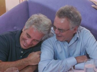 Ανατριχιαστικό email βιολόγου στον Τζέφρι Έπσταϊν: «Δώσε ορμόνες σε 3χρονο παιδί αν έχει τρανς τάσεις»