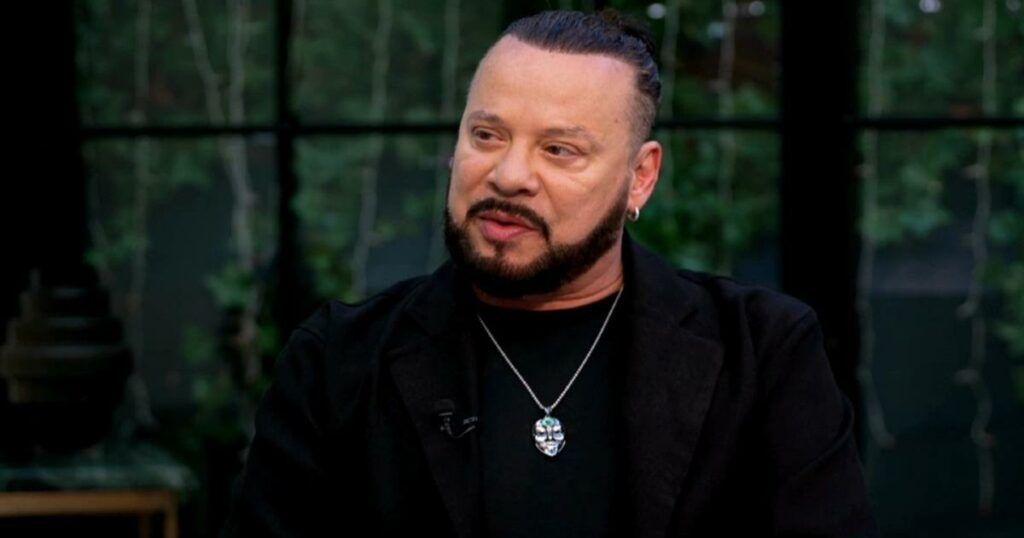 Χρήστος Δάντης: «Μεγάλωσα με μία μάνα που έχει φάει αρκετό ξύλο, είναι ό,τι χειρότερο»