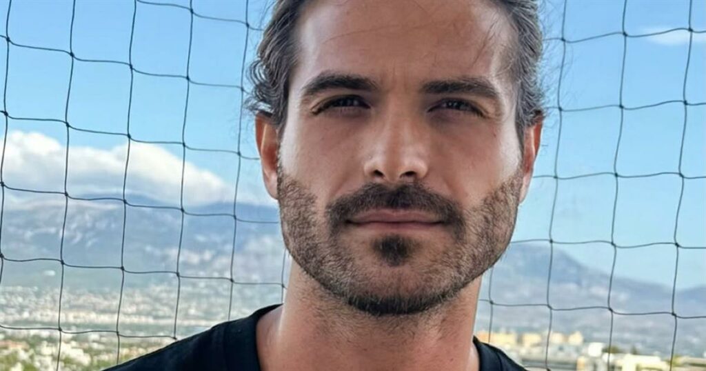 Άρης Μουγκοπέτρος – Ξανά στο χειρουργείο για το χέρι του: «7η φορά μέσα σε 9μιση μήνες»