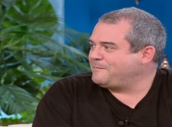 Πυγμαλίων Δαδακαρίδης: «Έχασα μέσα σε έξι μήνες και τον πατέρα μου και τη μάνα μου»