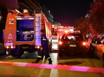 Φρικτός θάνατος για ηλικιωμένη στη Λαμία: Απανθρακώθηκε μέσα σε διαμέρισμα – Σώθηκαν γείτονες με ένα κοριτσάκι