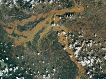 Ηλεία: Στο έλεος των πλημμυρών ο κάμπος – Υπερχείλισαν Πηνειός και Αλφειός