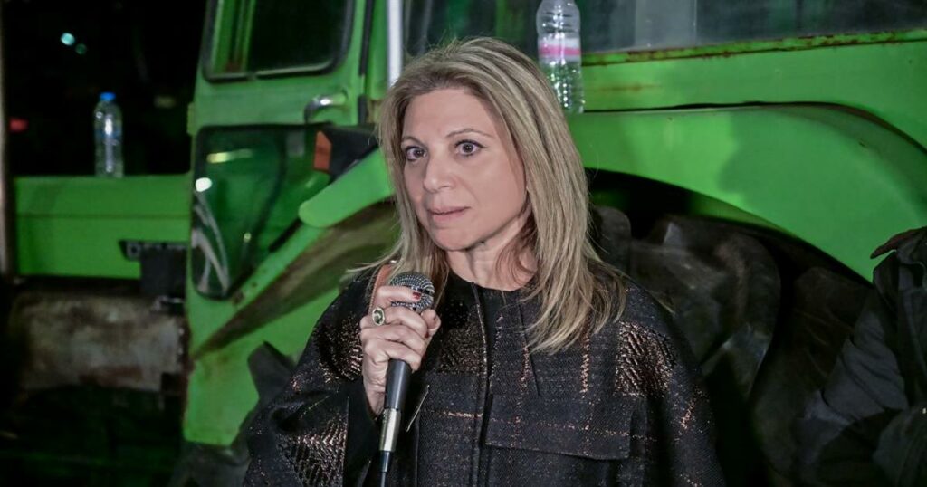 Νέα δημοσκόπηση: Τι δείχνουν τα στοιχεία για τη Μαρία Καρυστιανού, την κυβέρνηση, τον Τσίπρα και την Κωνσταντοπούλου;