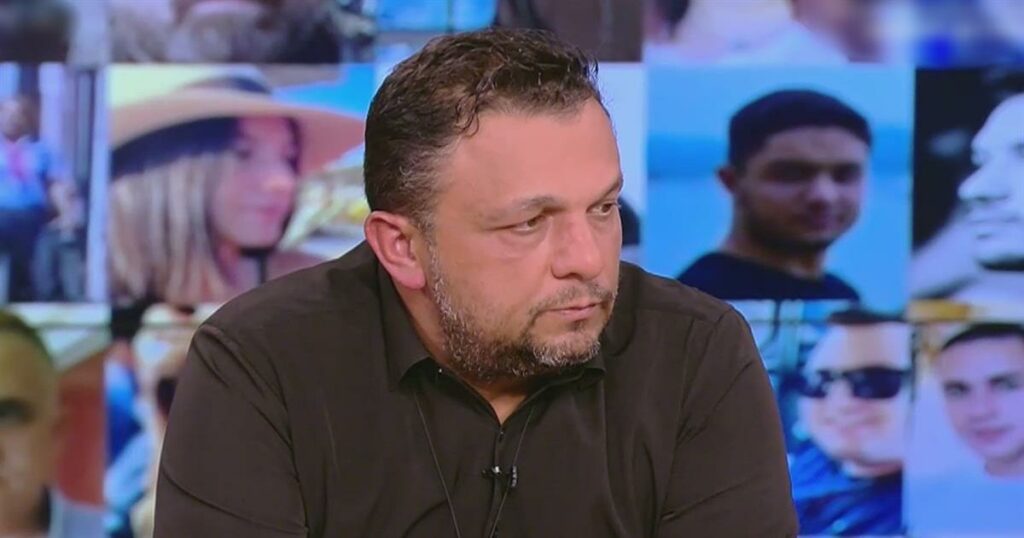 Πάνος Ρούτσι: «Πιστεύω ότι υπάρχει συγκάλυψη και στις εκταφές» – Συγκλονίζουν τα λόγια για τον γιο του