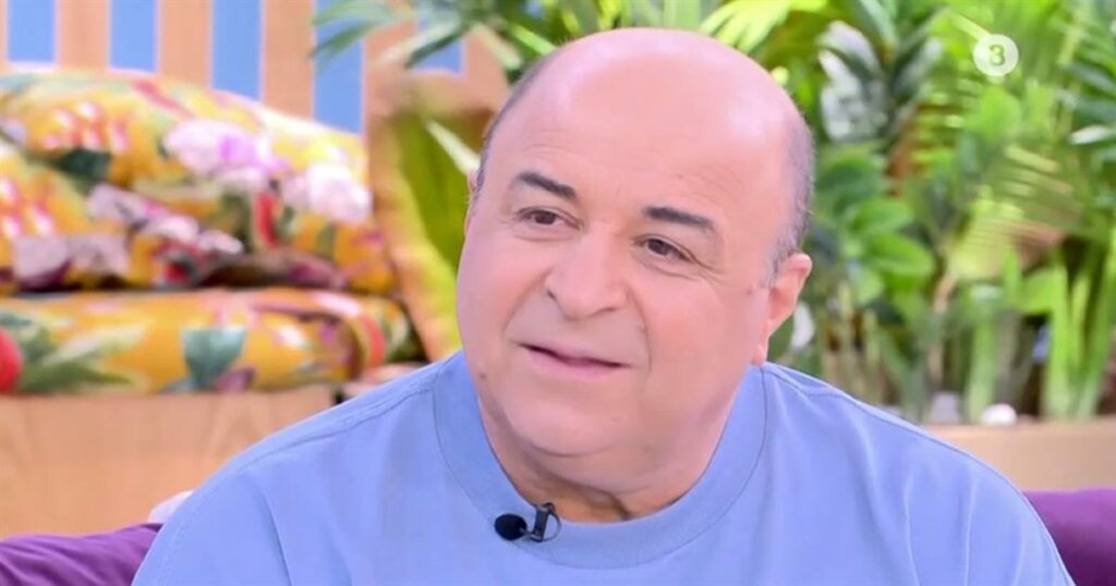 Χαμός στην παράσταση του Σεφερλή – Έδιωξαν τον κόσμο από το θέατρο