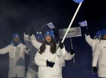 Ποια είναι η 23χρονη φοιτήτρια Ιατρικής που κράτησε τη σημαία της Ελλάδας στους Χειμερινούς Ολυμπιακούς 2026