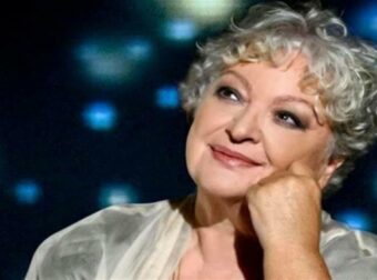 Η Τάνια Τσανακλίδου διακομίστηκε εκτάκτως στο νοσοκομείο μετά από παράσταση – Τι συνέβη