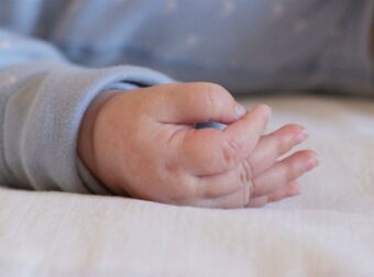 Νεκρό 6 μηνών μωρό στην Αιτωλοακαρνανία – Ο τέταρτος βρεφικός θάνατος για το 2026