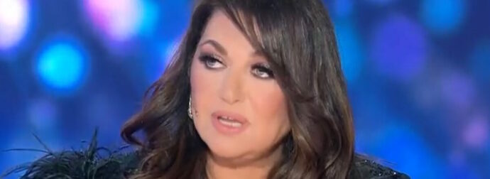 J2US: «Άστραψε και βρόντηξε» η Γαρμπή – «Οι άνθρωποι που είμαστε εδώ, δεν είμαστε τυχαίοι»