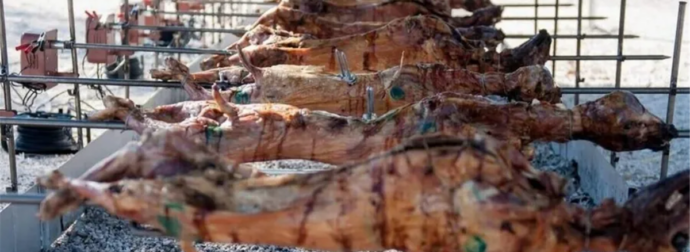 Πάσχα: Και όμως θα σουβλίσουμε καλοκαίρι – Πότε «πέφτει»… Ιούνιο!