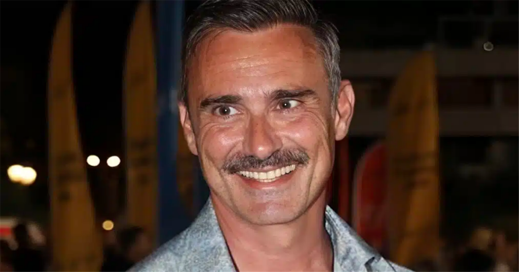 Παντρεύτηκε τον σύντροφό του ο Γιώργος Καπουτζίδης – Η βέρα που «άναψε φωτιές»