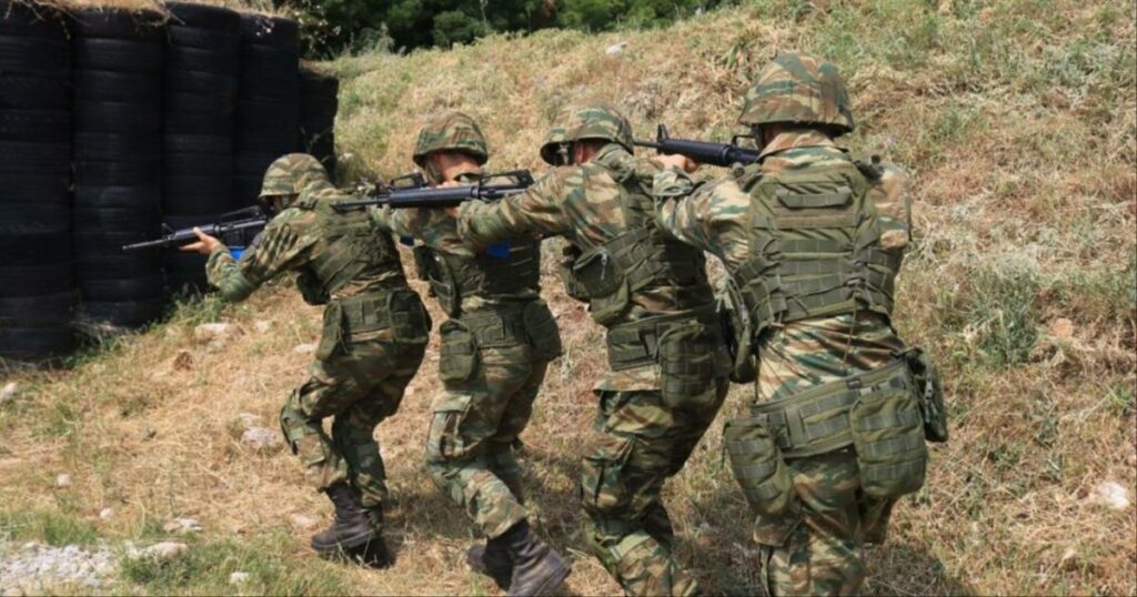 Επιστράτευση στην Ελλάδα: Ποιοι καλούνται πρώτοι – Πως θα σε ειδοποιήσουν – Οι ηλικίες και τι προβλέπει ο νόμος