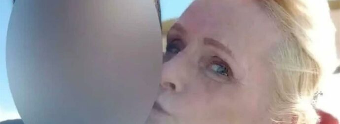 Η ιστορία της 61χρονης που ταξίδεψε στην Αίγυπτο για τον 26χρονο έρωτά της και κατέληξε με χρέη