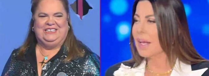 Η Έφη Θώδη καρφώνει την Άντζελα Δημητρίου: «Έβγαλε όλο το κόμπλεξ που έχει απέναντί μου»
