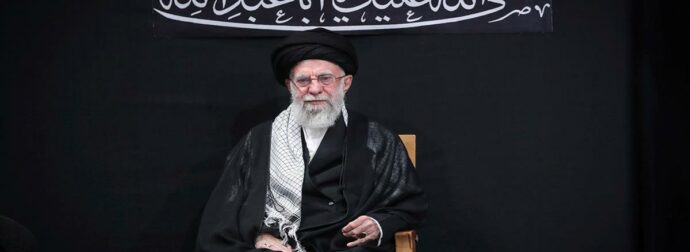 Ποιος «κάρφωσε» τον Χαμενεΐ; Οι πράκτορες της Μοσάντ ήξεραν ακόμη και σε ποια καρέκλα καθόταν ο ανώτατος Ιρανός ηγέτης