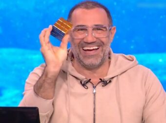 Ράδιο Αρβύλα: Το μήνυμα του Αντώνη Κανάκη στον γιο του – «Τζονάρα, τον λύσαμε»