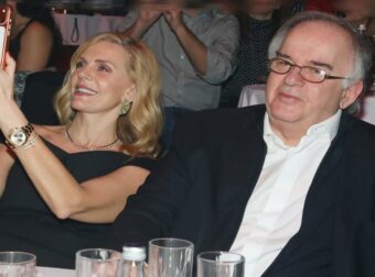 Έμη Λιβανίου: Σπάνια έξοδος με τον εφοπλιστή σύντροφό της, Πέτρο Παππά