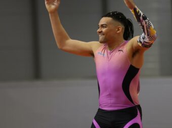 Εμμανουήλ Καραλής: Η στιγμή που μπαίνει στο στάδιο με το «Ferto» του Akyla (Βίντεο)