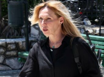 Εβελίνα Παπούλια: Αποκάλυψε τι της προκαλεί αηδία στη σκηνή – «Είχα βγάλει αλλεργία από τη σιχασιά μου»
