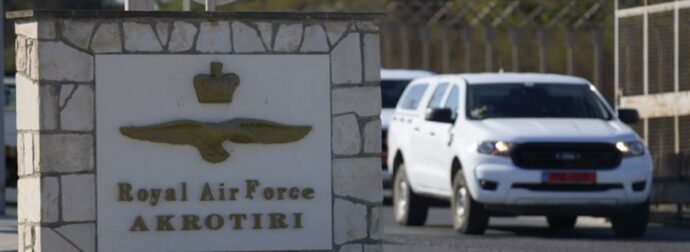 Ήχησαν οι σειρήνες στην Κύπρο, εκκενώνονται στρατιωτικές βάσεις – Έτοιμο το Ισραήλ για επιχείρηση στον Λίβανο