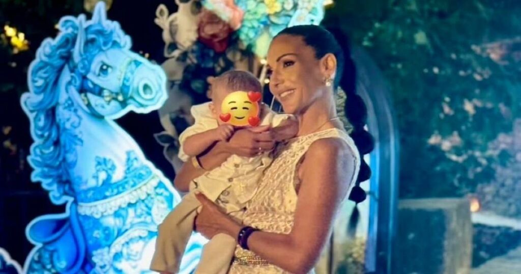 Ανθή Βούλγαρη: Συγκινεί για τα πρώτα γενέθλια του γιου της – «Ήταν η μέρα που με έκανες μαμά»