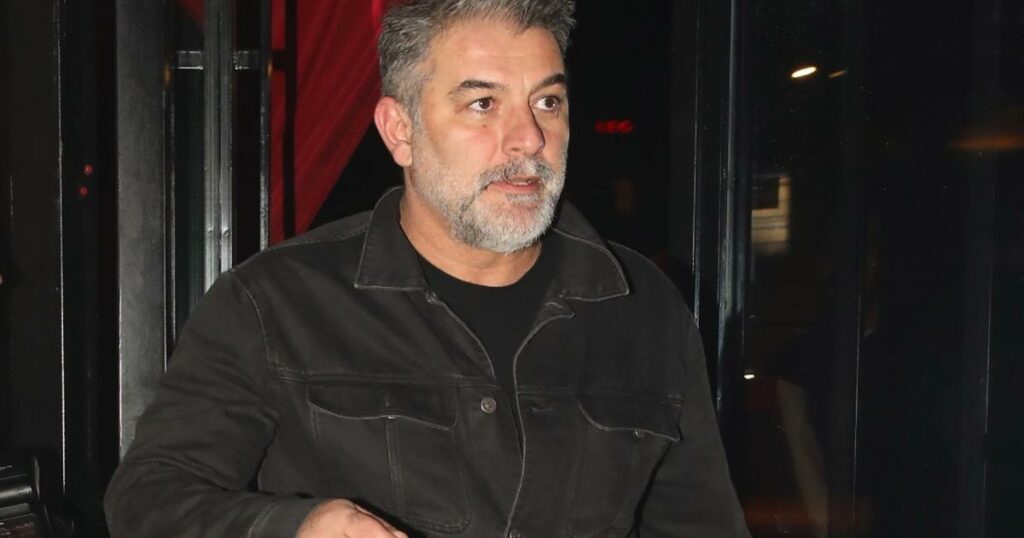 Μπισμπίκης: Η σκληρή εφηβεία – «Ήμουν άτυχος, αδέσποτος στην Αθήνα, ουσίες, δεν τελείωσα το σχολείο»