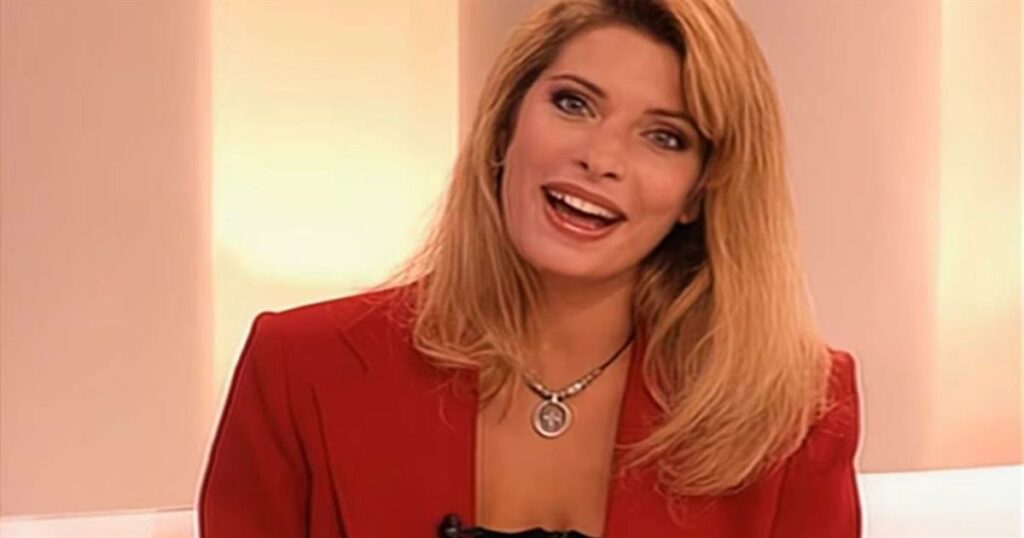 Πίσω στο 2001: Πώς φανταζόταν η Ελένη Μενεγάκη τον εαυτό της μετά από 10 χρόνια