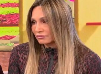 Ελένη Πετρουλάκη: Η εξομολόγηση για τα 4 παιδιά και η εμμηνόπαυση – «Είχε επιπτώσεις στην υγεία μου»