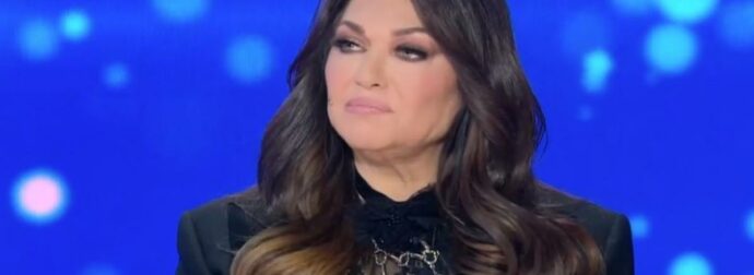 J2US: Απασφάλισε η Γαρμπή – «Να το παίξετε ερωτευμένοι, αυτό το τραγούδι το λέω με τον Διονύση και λιώνουμε»