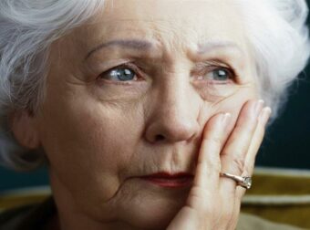 Με τα νέα συμπεθέρια δεν τα βρίσκουμε καθόλου, πώς θα παντρέψουμε τα παιδιά μας αν δεν ταιριάζουν τα χνώτα μας;