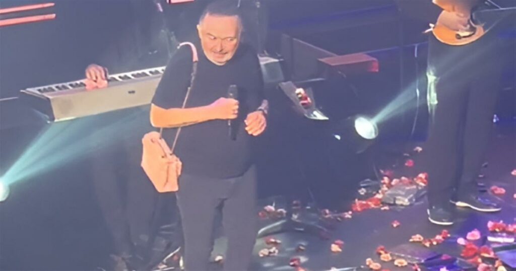 Σταμάτης Γονίδης: Εμφανίστηκε στην πίστα παραπατώντας με γυναικεία τσάντα