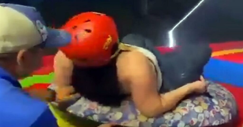 Τραγικό τέλος για 28χρονη: Έπεσε στο κενό από τσουλήθρα, ρωτούσε αν θα την πιάσει κανείς πριν αρχίσει να πέφτει (video)