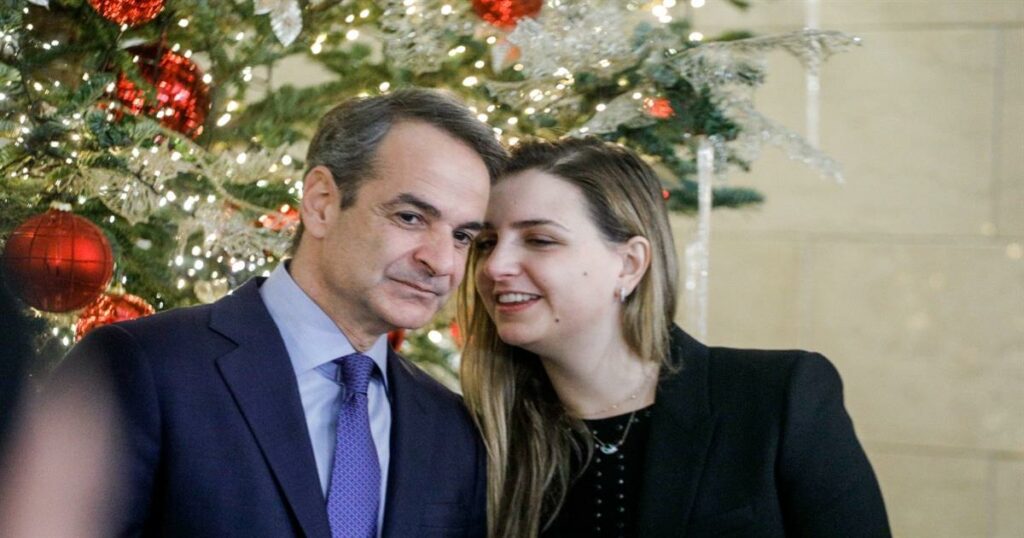 Σοφία Μητσοτάκη: «Η ξεφτίλα δεν έχει όρια» – Ξέσπασε για τα δημοσιεύματα που την ήθελαν να γυρνά από το Ντουμπάι με ιδιωτικό τζετ