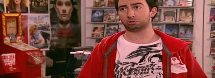 Θυμάστε τον «Τζίμη» από την «Πολυκατοικία»; Πρωταγωνιστεί σε γαλλική σειρά που «σαρώνει» στο Netflix