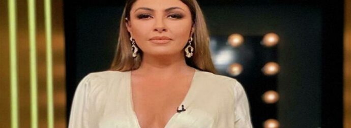 Έλενα Παπαρίζου: Νοσηλεύεται ξανά μετά την ακύρωση εμφάνισής της – Μεταφέρθηκε εσπευσμένα για παρακολούθηση