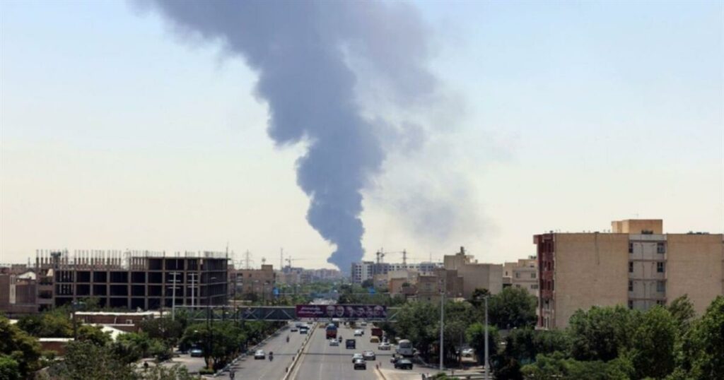 Μέση Ανατολή: «Προετοιμαζόμαστε για την απάντηση, θα είναι συντριπτική» λέει το Ιράν – Μπαράζ ακυρώσεων πτήσεων της Aegean