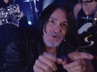 Τόμι Ντε Κάρλο: Πέθανε ο τραγουδιστής των Boston – Eίχε καρκίνο στον εγκέφαλο